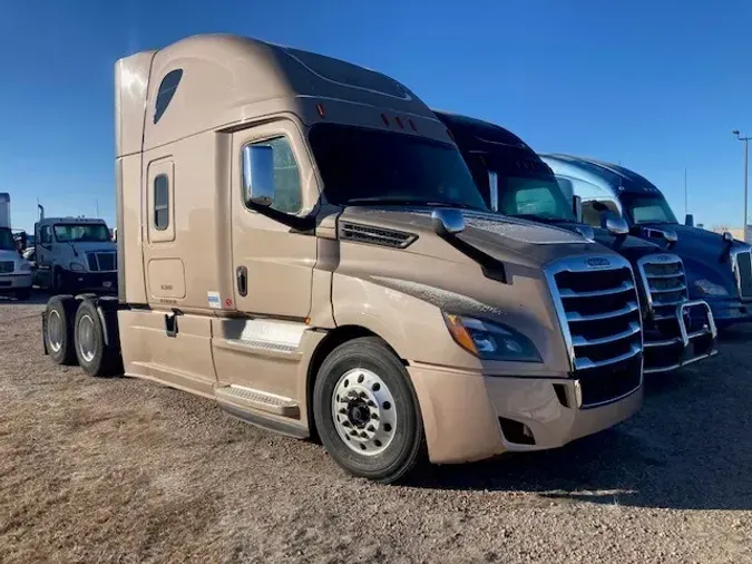 2020 Freightliner Cascadia433df41fab6925083f5112d49aa14233