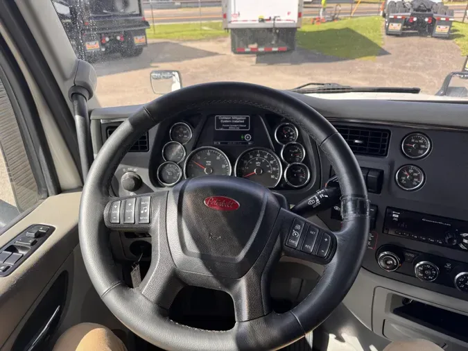 2020 Peterbilt 579