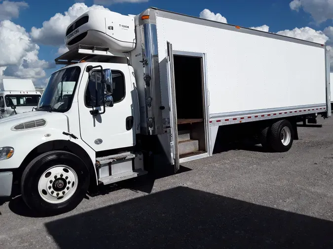 2017 FREIGHTLINER/MERCEDES M2 106