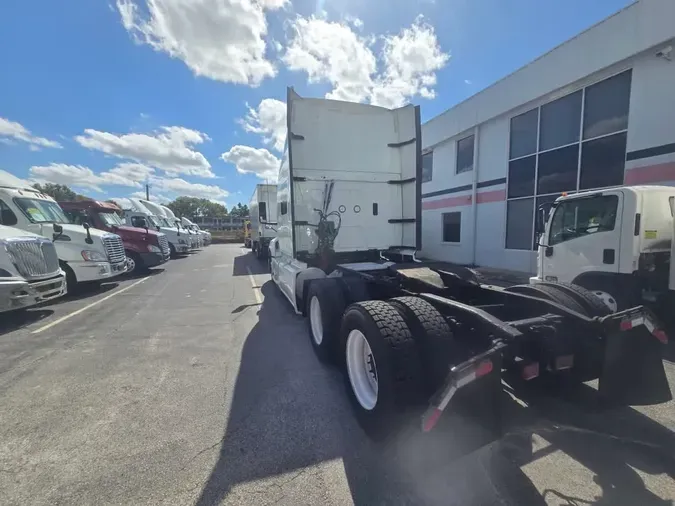 2020 NAVISTAR INTERNATIONAL LT625 SLPR CAB4341c757d17e9d7233edba921bc440c4