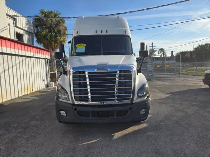 2019 FREIGHTLINER/MERCEDES CASCADIA 125