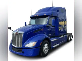 2022 Peterbilt 579