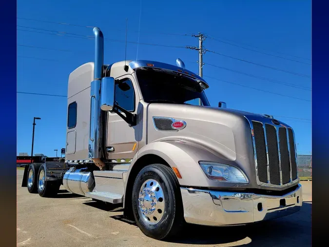 2020 Peterbilt 5794343c92ffd84d8b8172081a23008ed91