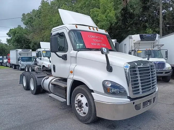 2019 FREIGHTLINER CASCADIA 125