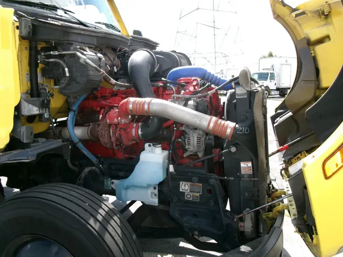 2023 Peterbilt 5794347cc40c66044e3bb0c89662d6bac42