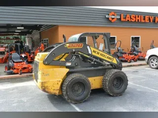2016 NEW HOLLAND L228