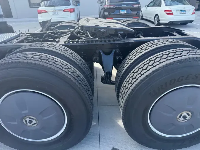 2022 International LT625