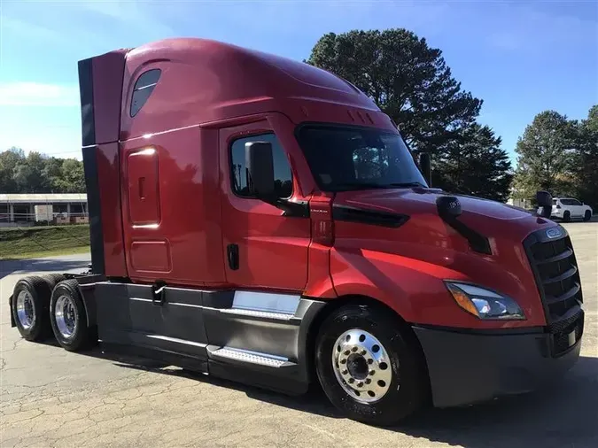 2021 FREIGHTLINER CASCADIA