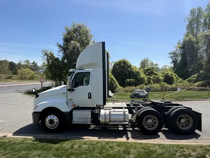 2022 International LT625