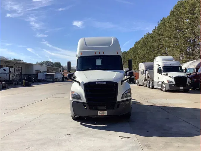 2020 Freightliner Cascadia