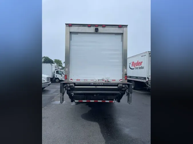 2020 FREIGHTLINER M2 106