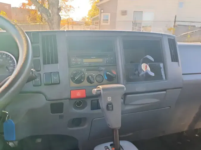 2017 ISUZU NPR435b334d1e486f847a831710e4e86cd9