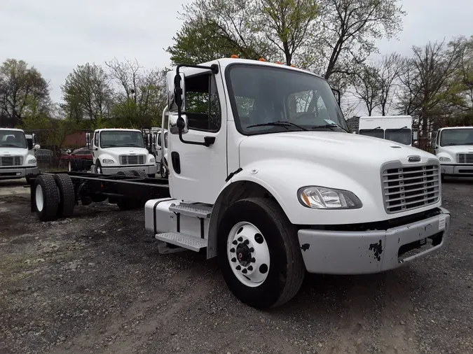 2018 FREIGHTLINER/MERCEDES M2 106