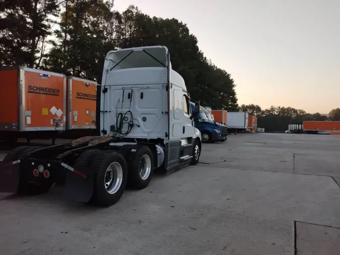 2022 Freightliner Cascadia 1264362129924cac5d78b21694939b21fc4