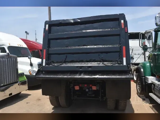2006 MACK GRANITE CV713