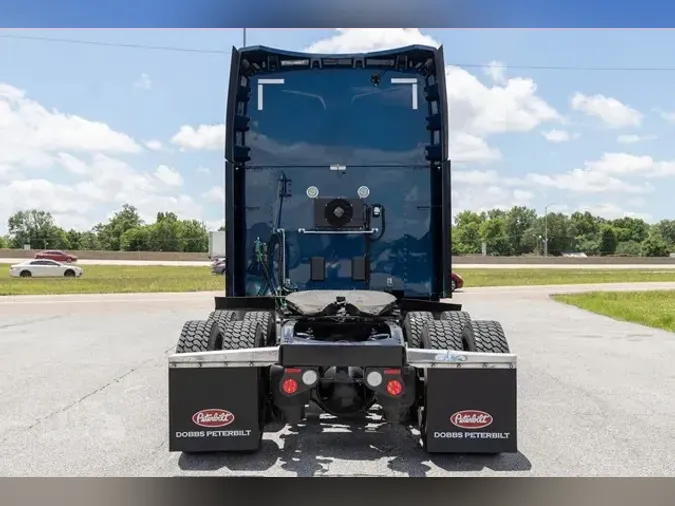 2020 PETERBILT 579