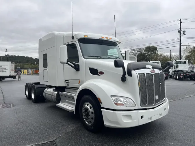 2022 Peterbilt 579