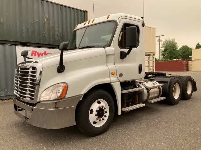 2019 FREIGHTLINER/MERCEDES CASCADIA 12543646502cf0b6eccdc85d4dfd568eadf