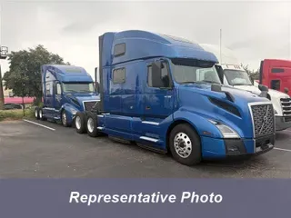 2022 VOLVO VNL860