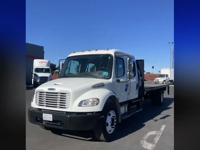 2016 FREIGHTLINER/MERCEDES M2 106