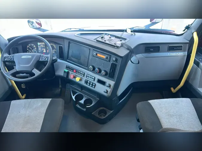 2022 Freightliner Cascadia 1264369e54793cb41c7177faf8e2858d7ff