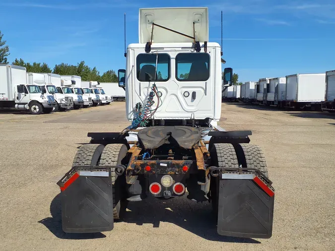 2018 FREIGHTLINER/MERCEDES CASCADIA 113