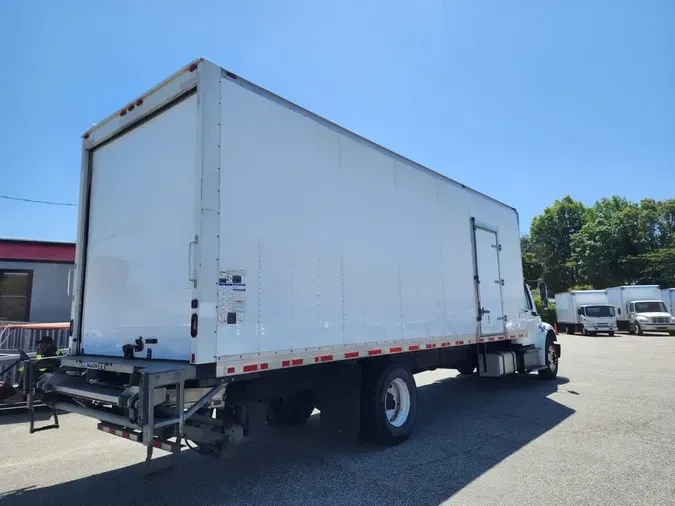 2019 FREIGHTLINER/MERCEDES M2 106