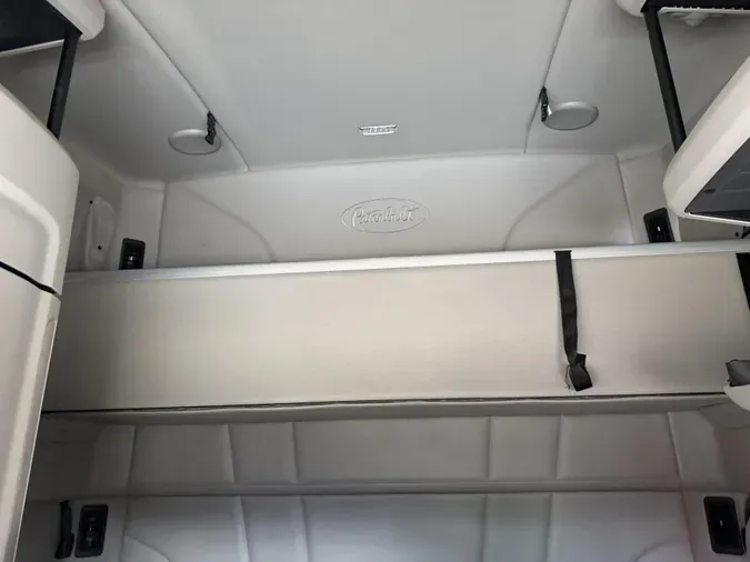 2021 Peterbilt 579