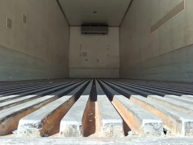 2019 FREIGHTLINER/MERCEDES M2 106