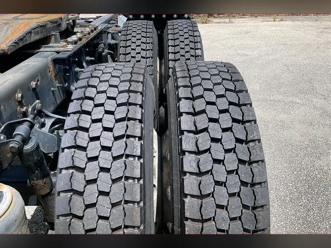 2021 INT LT625 6x4437d593497f35521003e90b855190328