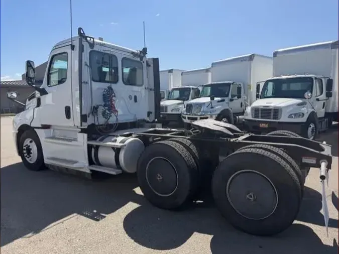 2019 Freightliner Cascadia437f93cd7ed58332ec91b686c75a212b
