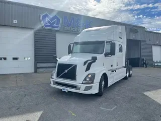 2018 VOLVO VNL64T780