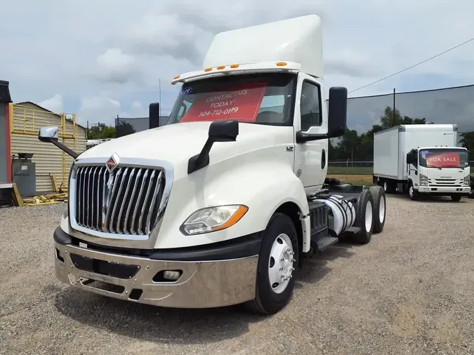 2019 NAVISTAR INTERNATIONAL LT625 DAYCAB T/A4381fb07a5f18efd20d0d004c00d939e