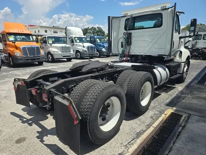 2020 NAVISTAR INTERNATIONAL LT625 DAYCAB T/A
