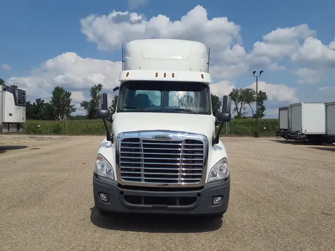 2020 FREIGHTLINER/MERCEDES CASCADIA 125