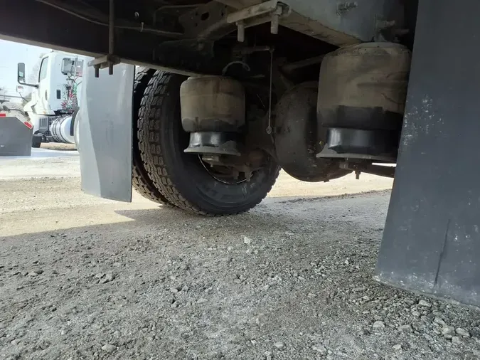 2019 FREIGHTLINER/MERCEDES M2 106