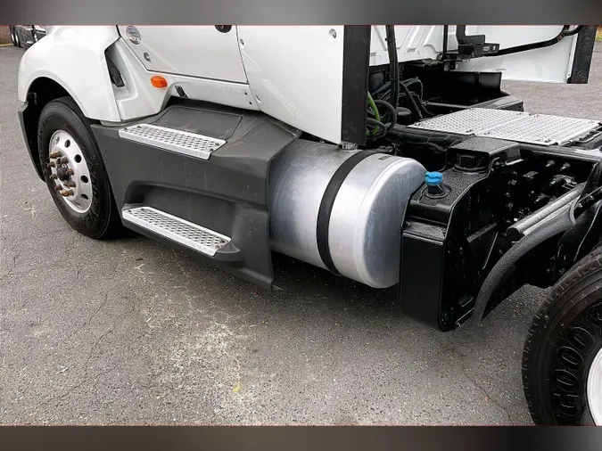 2021 INT LT625 6x44385a49c95e9da6d8c2c4c420568a132