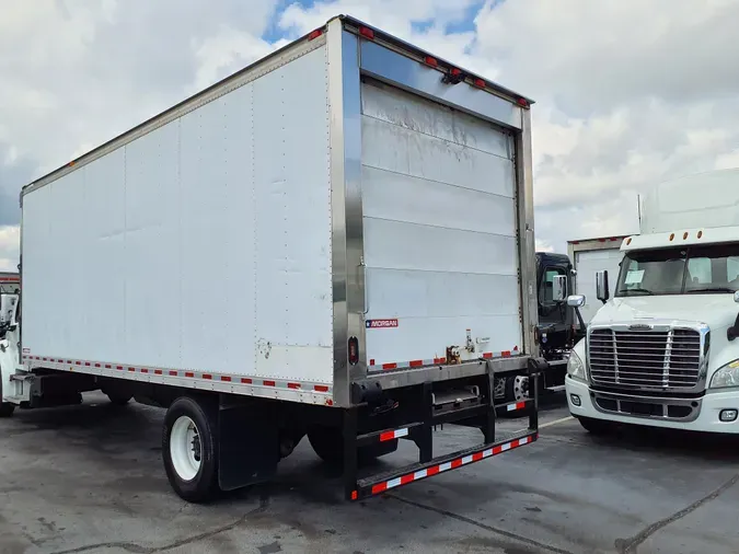 2017 FREIGHTLINER/MERCEDES M2 106