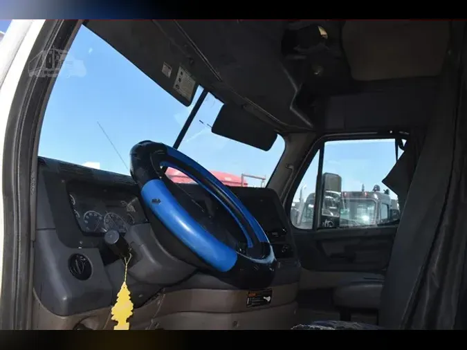 2013 FREIGHTLINER CASCADIA 125