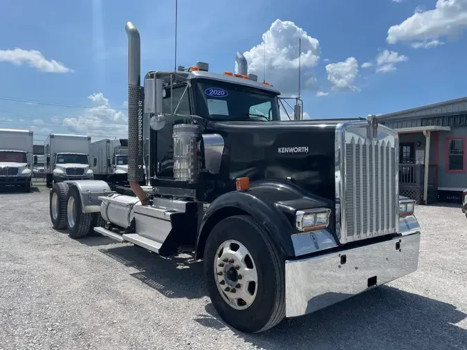 2020 KENWORTH TRUCKS W900