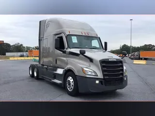 2024 Freightliner Cascadia 126