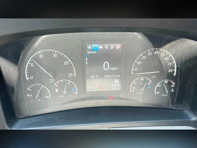 2022 Freightliner Cascadia 126