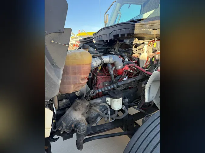 2020 NAVISTAR INTERNATIONAL MV607 (4X2)