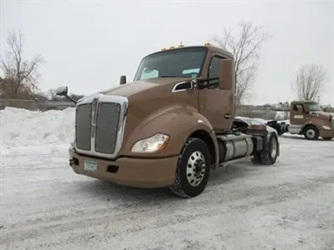 2020 KENWORTH T68043a02562a3da7f80d57b67aa9a8fb86a