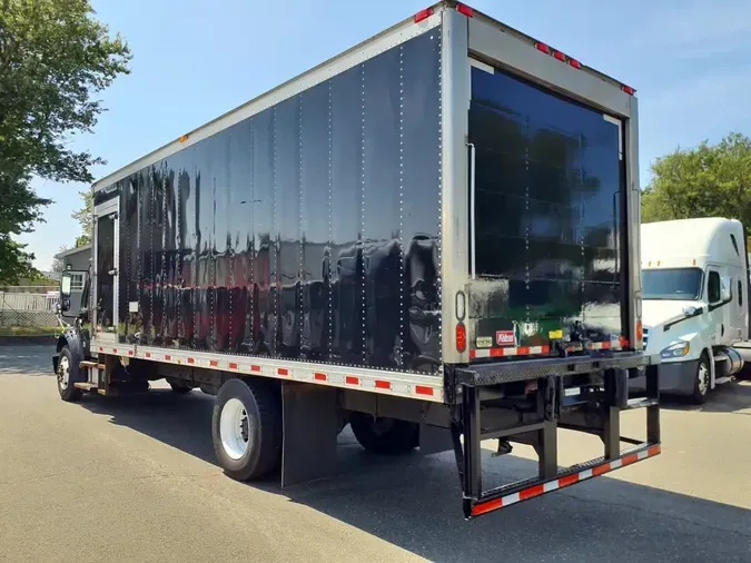2017 FREIGHTLINER M2 106