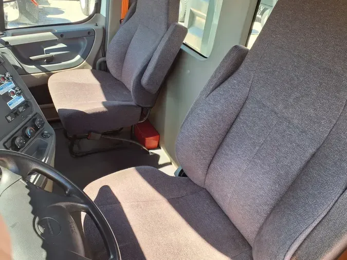 2018 FREIGHTLINER/MERCEDES CASCADIA 125