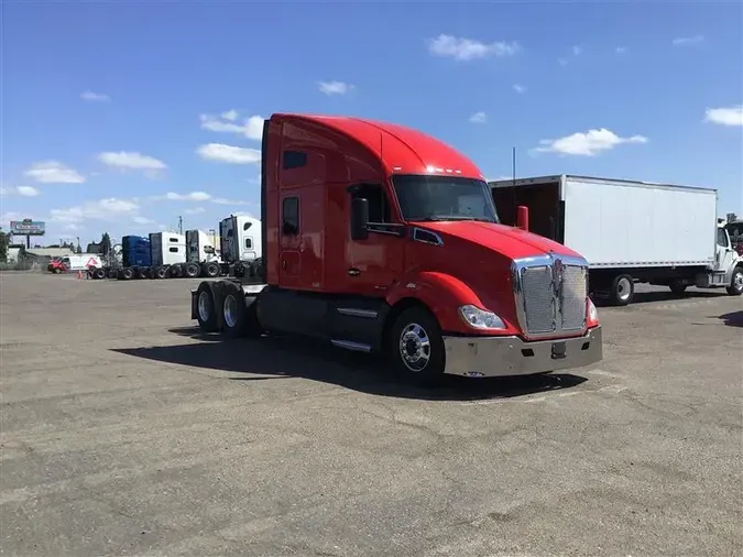 2022 KENWORTH T68043a3f096e0c2fea250622236291f9d5e