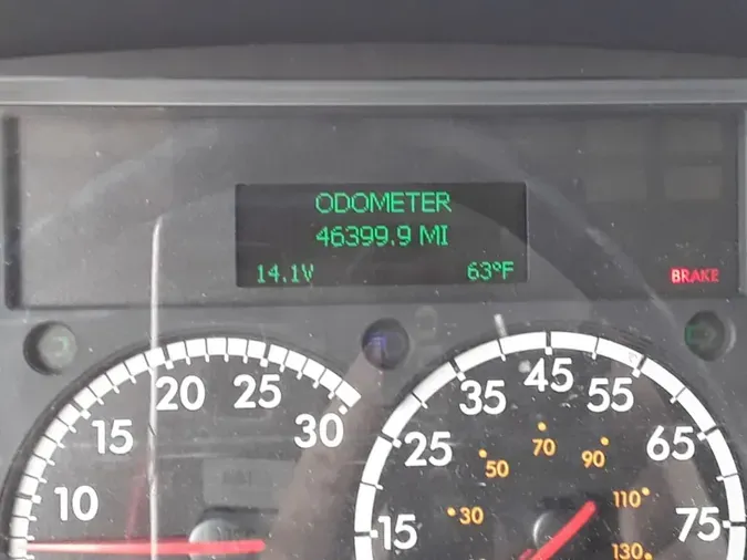2017 FREIGHTLINER/MERCEDES M2 106