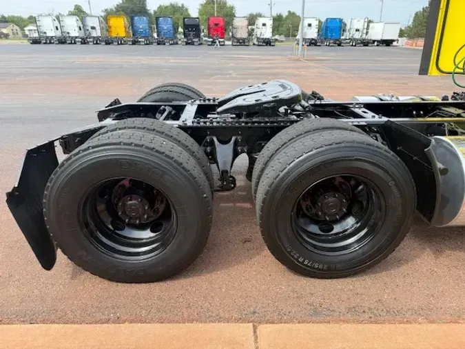 2018 INTERNATIONAL RH613