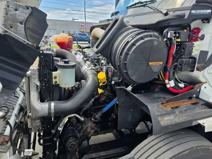 2020 NAVISTAR INTERNATIONAL RH613 DAYCAB S/A